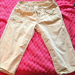 Casual Tan Women’s Capris Pants